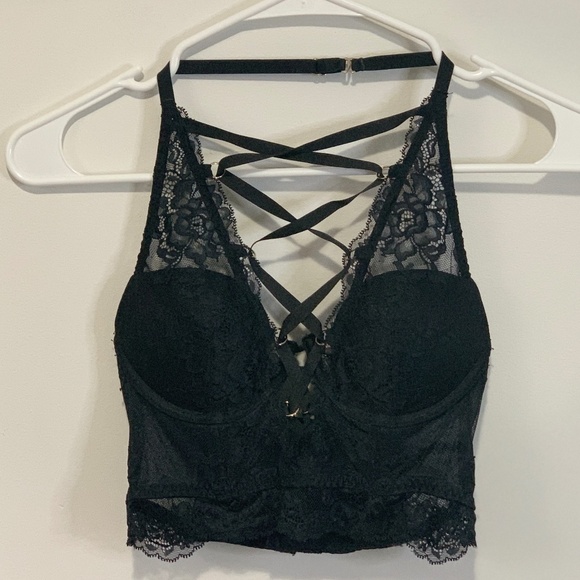 NWOT BLACK LACE CRISS CROSS FRONT DETAIL PADDED BRALETTE | ADJUSTABLE - Picture 5 of 6